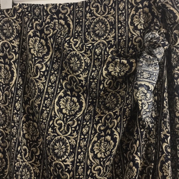 Campagnie Internationale EXPRESS Skirt. - Picture 2 of 5